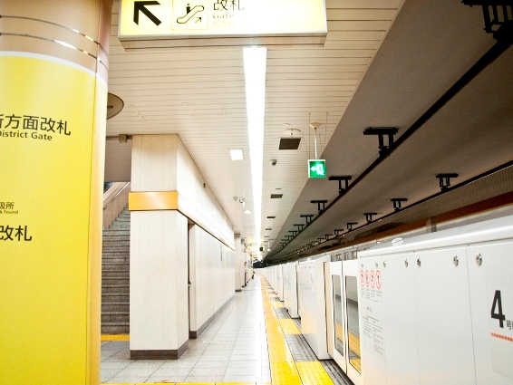 東京メトロ有楽町線新富町駅